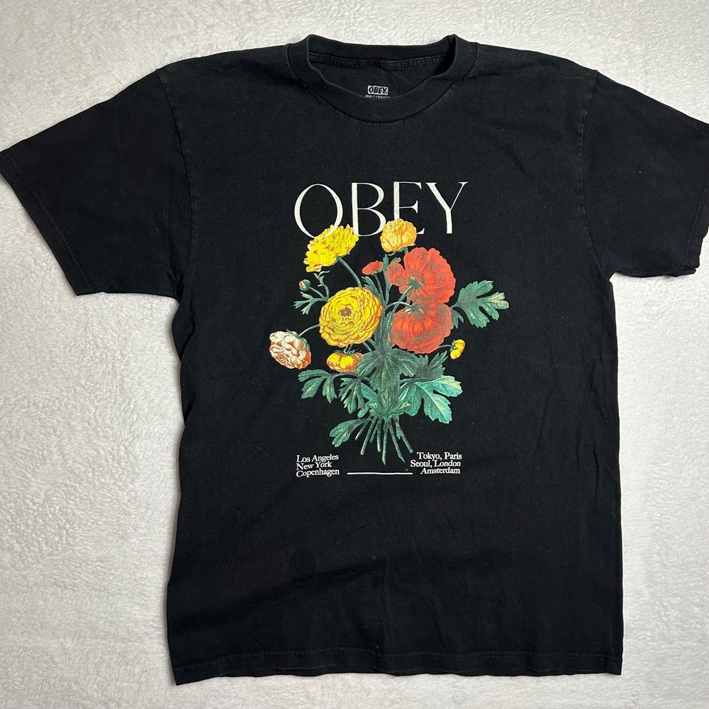 Obey Womens M Black Floral Graphic Tee Cotton Short Sleeve Crew Neck T-Shirt